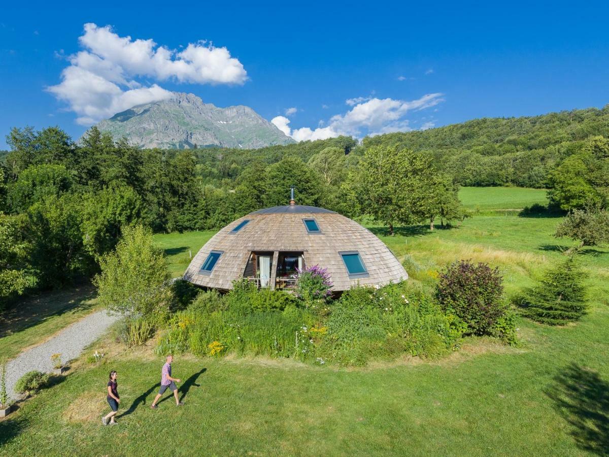 Au-Dela Des Nuages, Maison D'Hotes Insolite & Spa Aubessagne Экстерьер фото